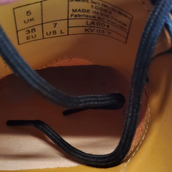 New Dr. Martens Women’s  Black Patent Leather Oxford Shoes 10084 Lace up Size 7 - Picture 11 of 11